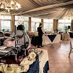 Relais Leon D'oro 3* Мирано