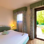Relais Leon D'oro אתר נופש מיראנו