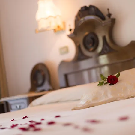 Курортный комплекс Relais Leon D'oro 3*